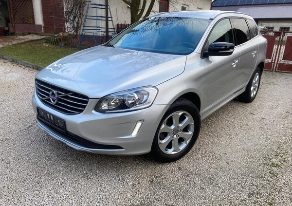 Volvo XC 60 cena 79999 przebieg: 125000, rok produkcji 2017 z Staszów małe 781
